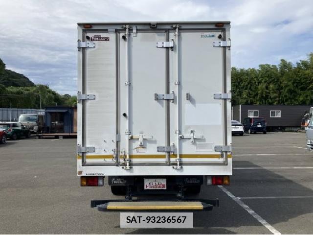 Isuzu ELF TRUCK 2020 7802423-15