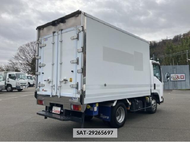 Isuzu ELF TRUCK 2019 7802428-1