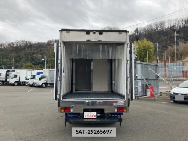 Isuzu ELF TRUCK 2019 7802428-15