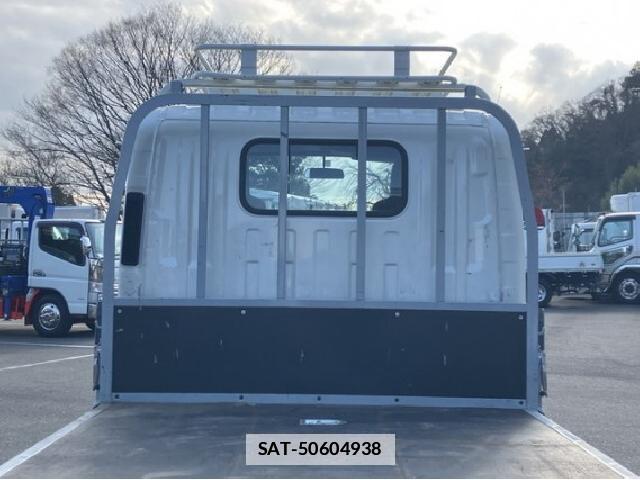 Isuzu ELF TRUCK 2021 7802429-17