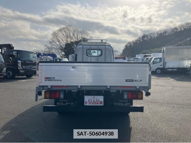 Isuzu ELF TRUCK 2021 7802429-4