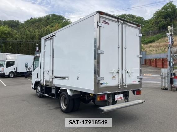 Isuzu ELF TRUCK 2017 7802436-10