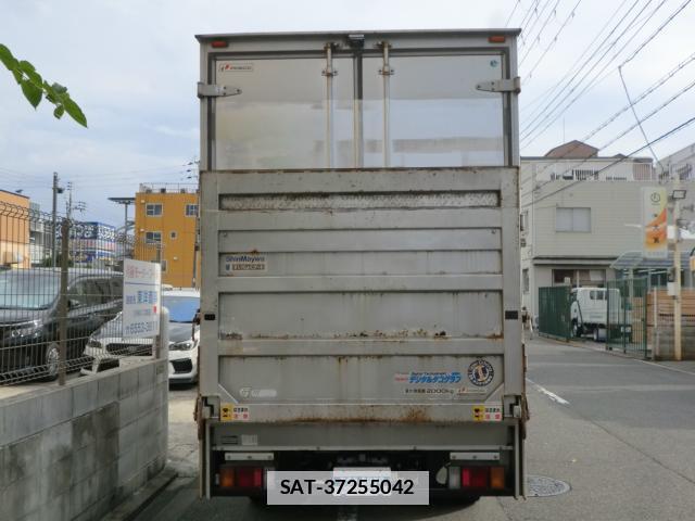Isuzu ELF TRUCK 2011-02 7802582-12