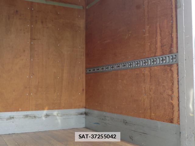 Isuzu ELF TRUCK 2011-02 7802582-16