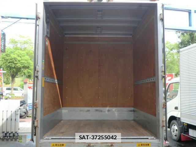 Isuzu ELF TRUCK 2011-02 7802582-17