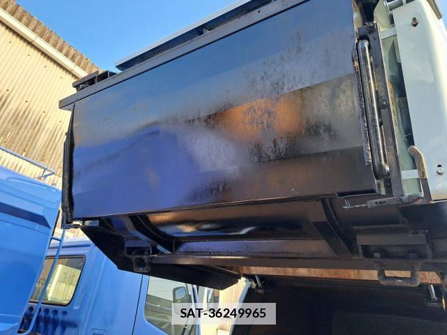 Isuzu ELF TRUCK 2011-04 7803784-11