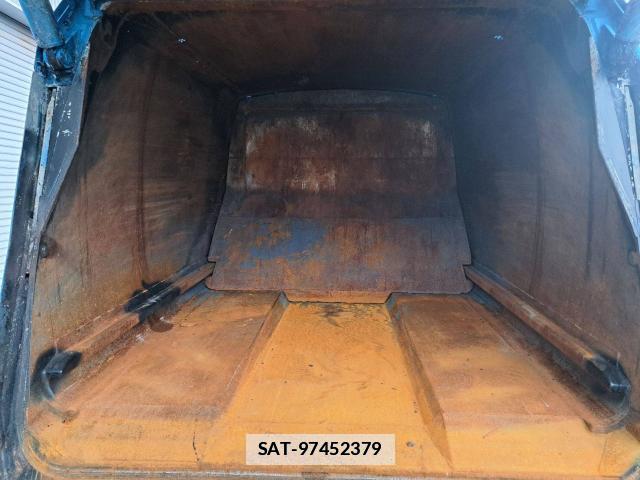 Isuzu ELF TRUCK 2014-07 7803785-13