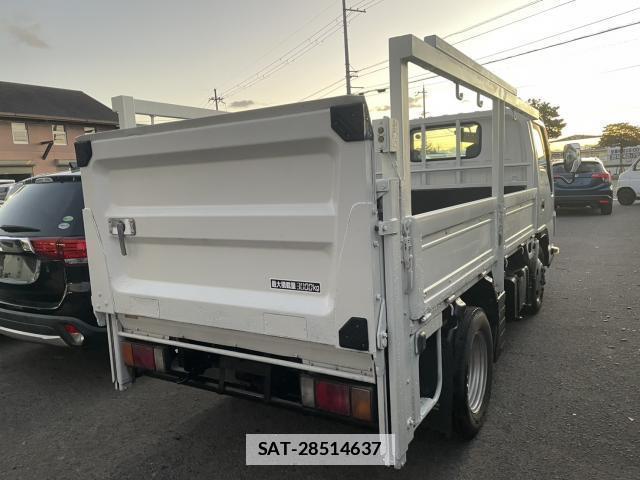 Isuzu ELF TRUCK 2014-08 7804031-11