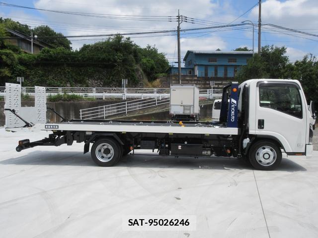 Isuzu ELF TRUCK 2026-01 7804263-3