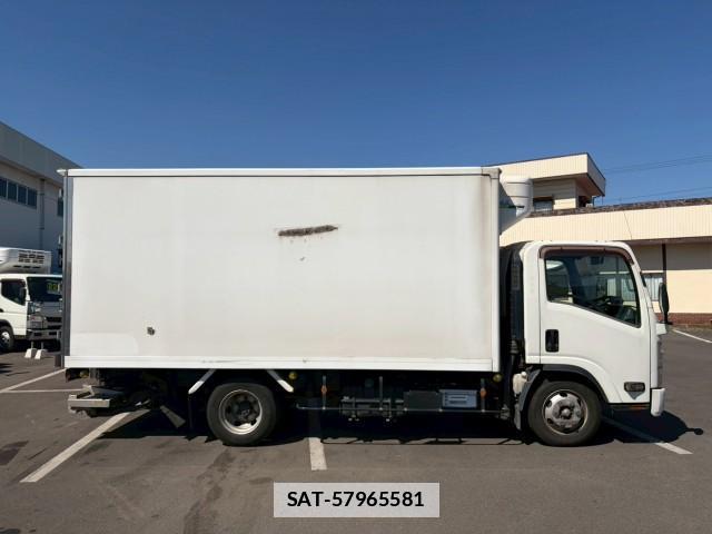 Isuzu ELF TRUCK 2017-10 7805645-5