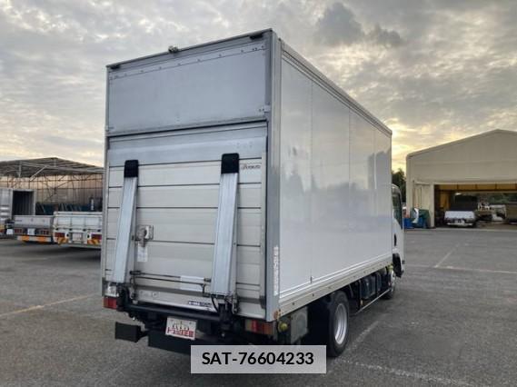 Isuzu ELF TRUCK 2016 7808099-1