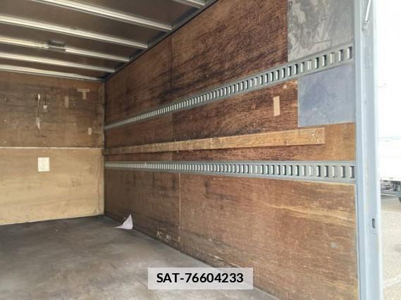 Isuzu ELF TRUCK 2016 7808099-2