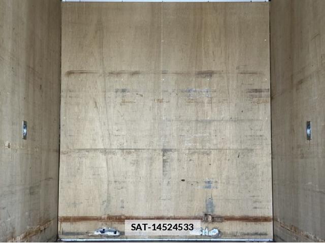 Isuzu ELF TRUCK 2018 7808113-2
