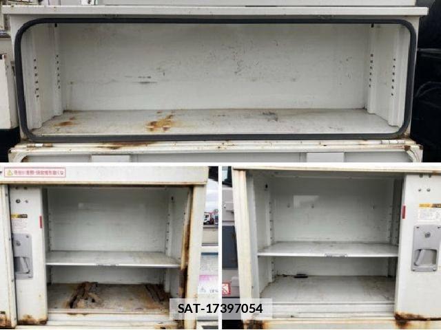 Isuzu ELF TRUCK 2017 7808125-13