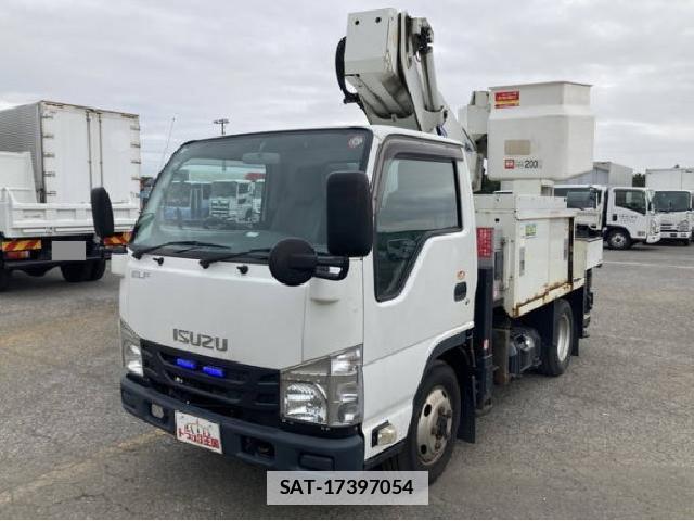 Isuzu ELF TRUCK 2017 7808125-3