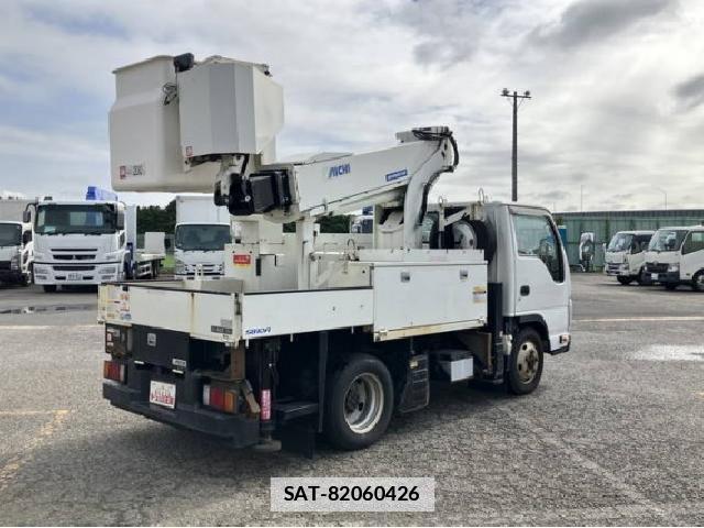 Isuzu ELF TRUCK 2017 7808126-1