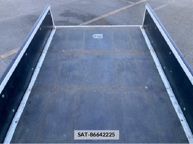 Isuzu ELF TRUCK 2020 7808127-17