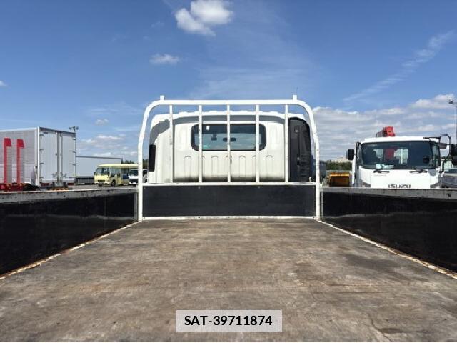 Isuzu ELF TRUCK 2020 7808144-5