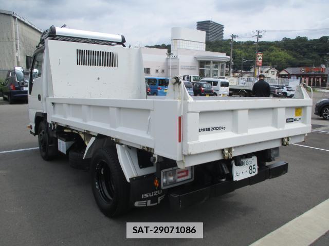 Isuzu ELF TRUCK 2017-03 7809018-10