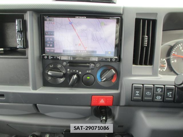 Isuzu ELF TRUCK 2017-03 7809018-17