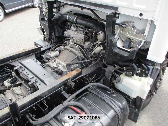 Isuzu ELF TRUCK 2017-03 7809018-19