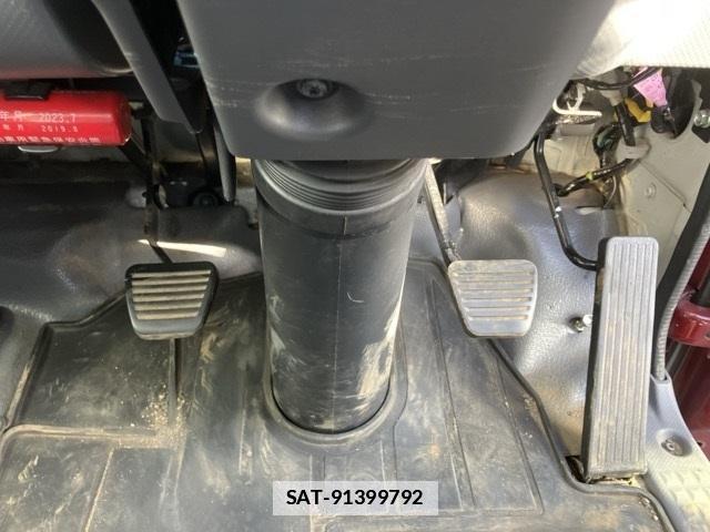 Isuzu ELF VAN 2019-10 7796210-2