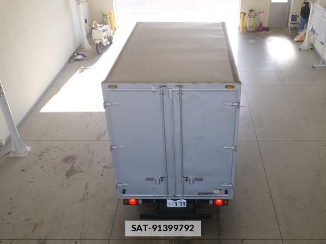 Isuzu ELF VAN 2019-10 7796210-4