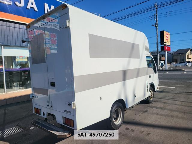Isuzu ELF VAN 2012-01 7797998-11