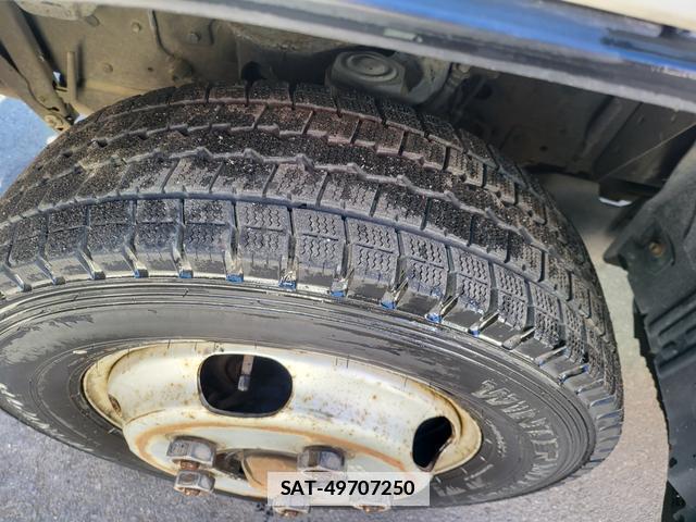 Isuzu ELF VAN 2012-01 7797998-19