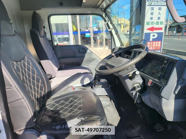 Isuzu ELF VAN 2012-01 7797998-2