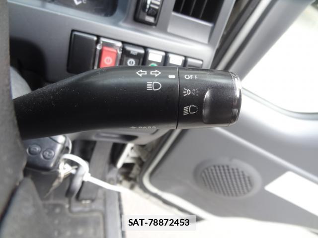 Isuzu ELF VAN 2020-10 7805192-13