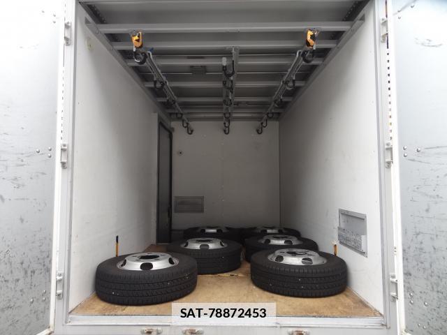 Isuzu ELF VAN 2020-10 7805192-15