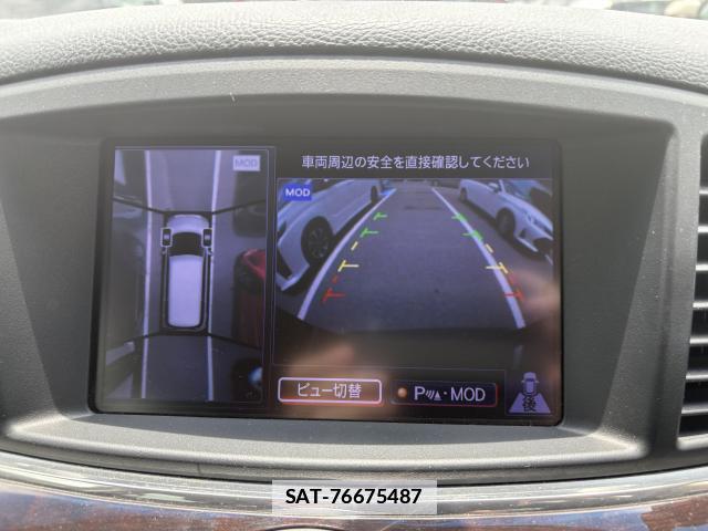 Nissan ELGRAND 2013-01 7794227-19
