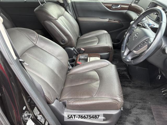 Nissan ELGRAND 2013-01 7794227-7