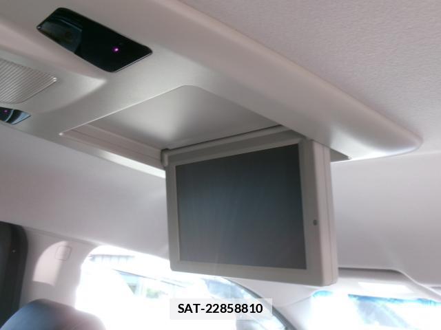 Nissan ELGRAND 2017-11 7794298-12