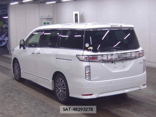 Nissan ELGRAND 2023-06 7795126-1