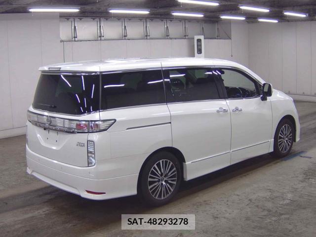 Nissan ELGRAND 2023-06 7795126-4