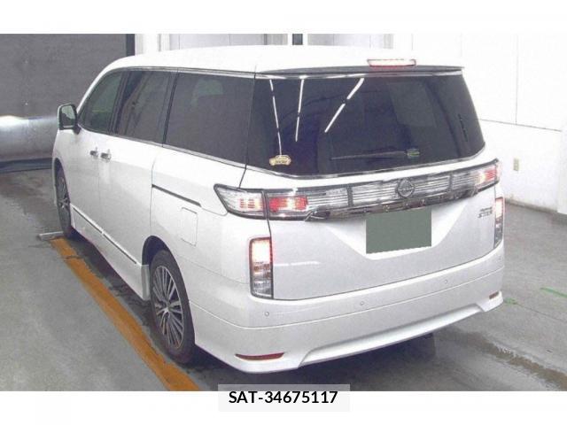 Nissan ELGRAND 2025-11 7796054-1