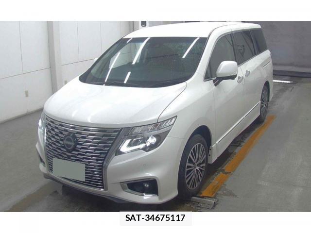 Nissan ELGRAND 2025-11 7796054-3