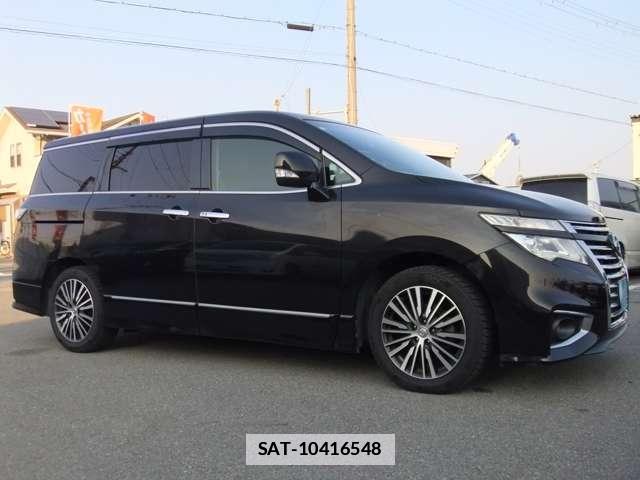 Nissan ELGRAND 2014-11 7796748-13