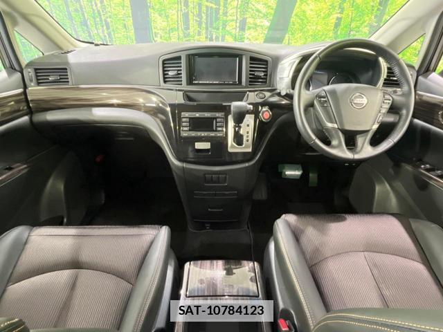 Nissan ELGRAND 2019-03 7797506-1