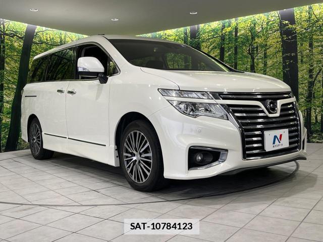 Nissan ELGRAND 2019-03 7797506-15