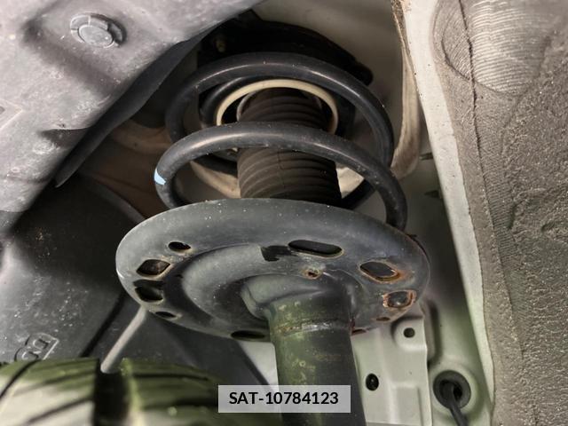 Nissan ELGRAND 2019-03 7797506-19
