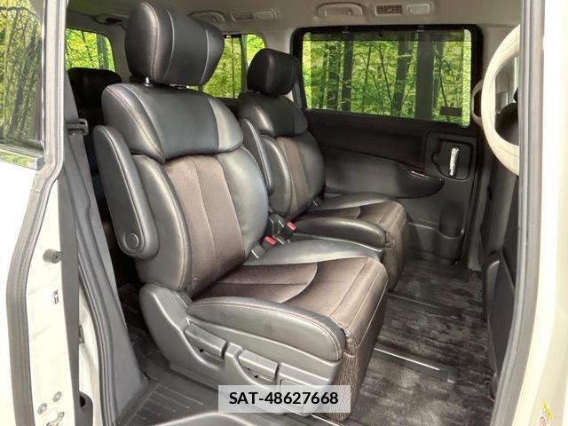 Nissan ELGRAND 2016-11 7797639-10