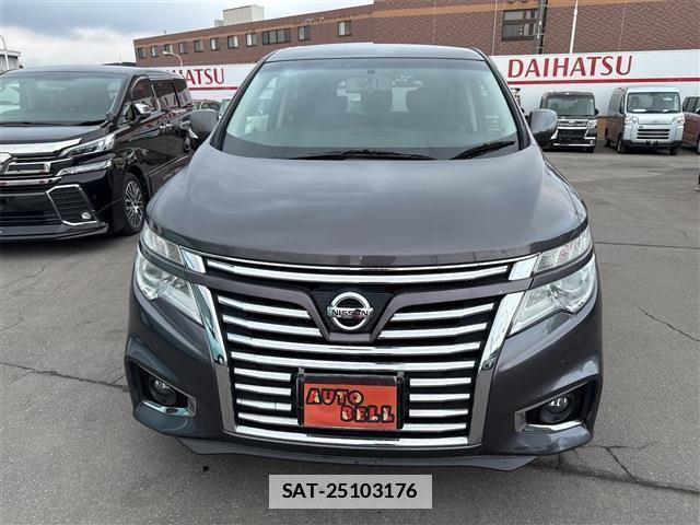 Nissan ELGRAND 2015-06 7797819-2