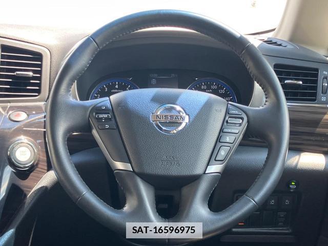 Nissan ELGRAND 2019-08 7798229-11