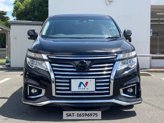 Nissan ELGRAND 2019-08 7798229-14