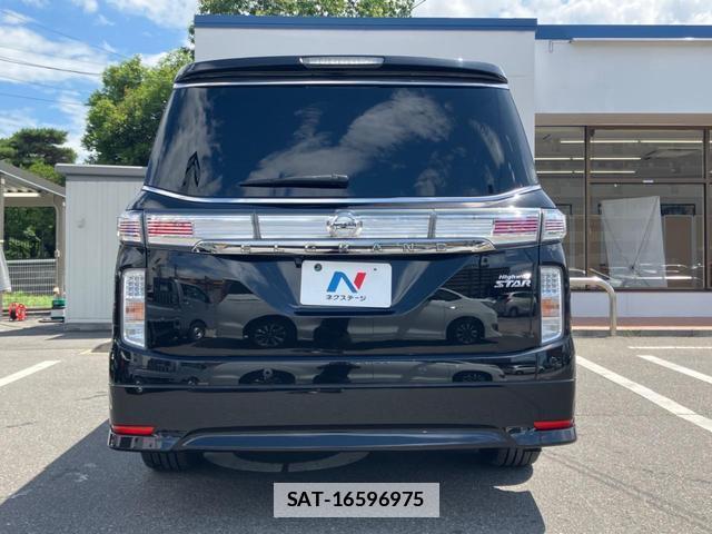 Nissan ELGRAND 2019-08 7798229-15