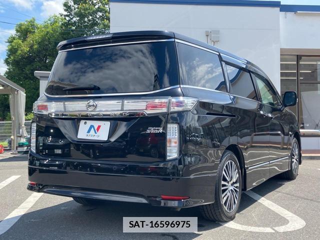 Nissan ELGRAND 2019-08 7798229-17