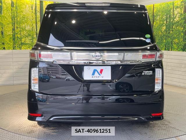Nissan ELGRAND 2015-06 7798474-14